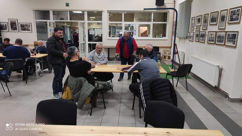 received 252928766754679